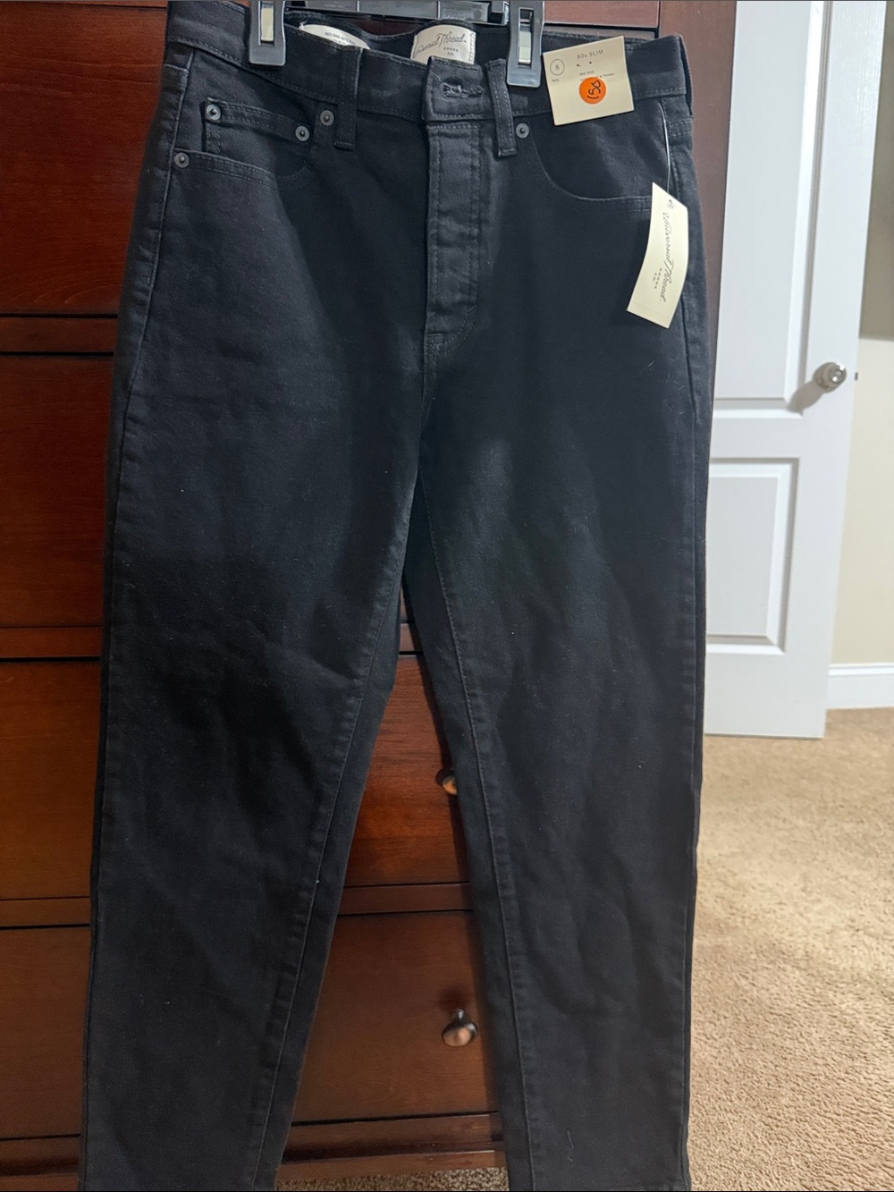 Universal threads women’s Black Jeans. Size 8